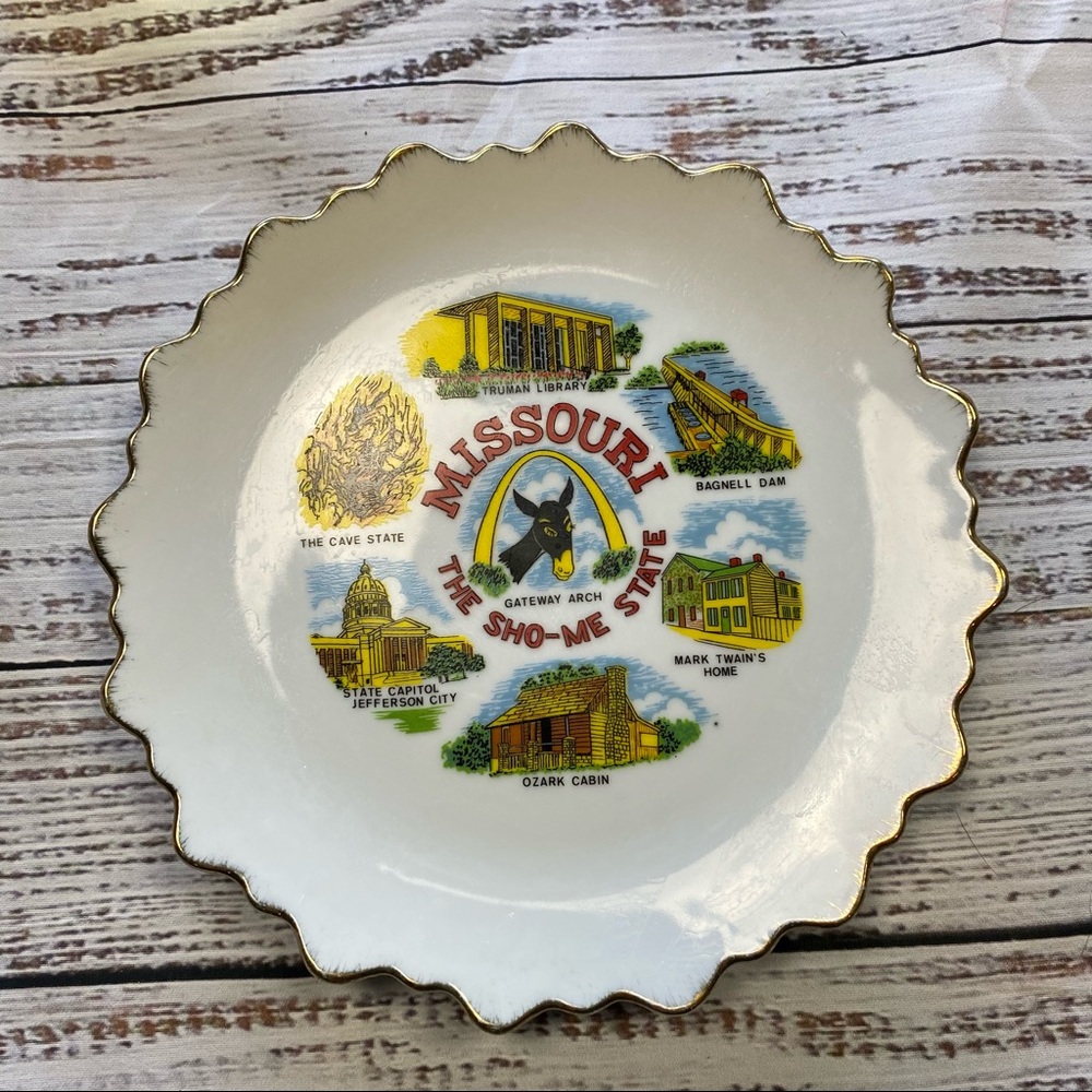 VINTAGE Decorative Tourist Plate Missouri - Picture 1 of 2